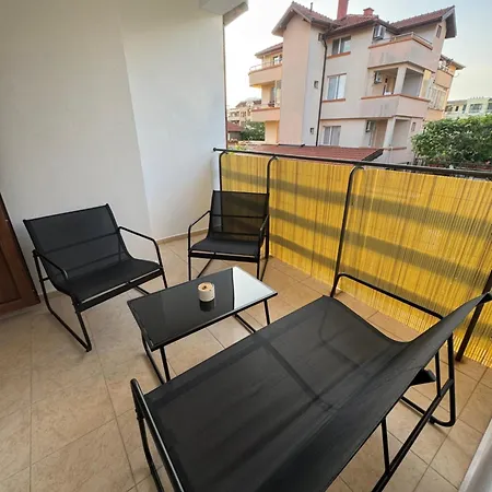 Apartman By The Sea Primorszko