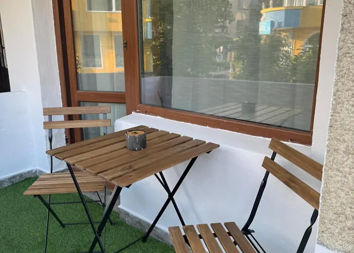 By The Sea 普里莫尔斯科